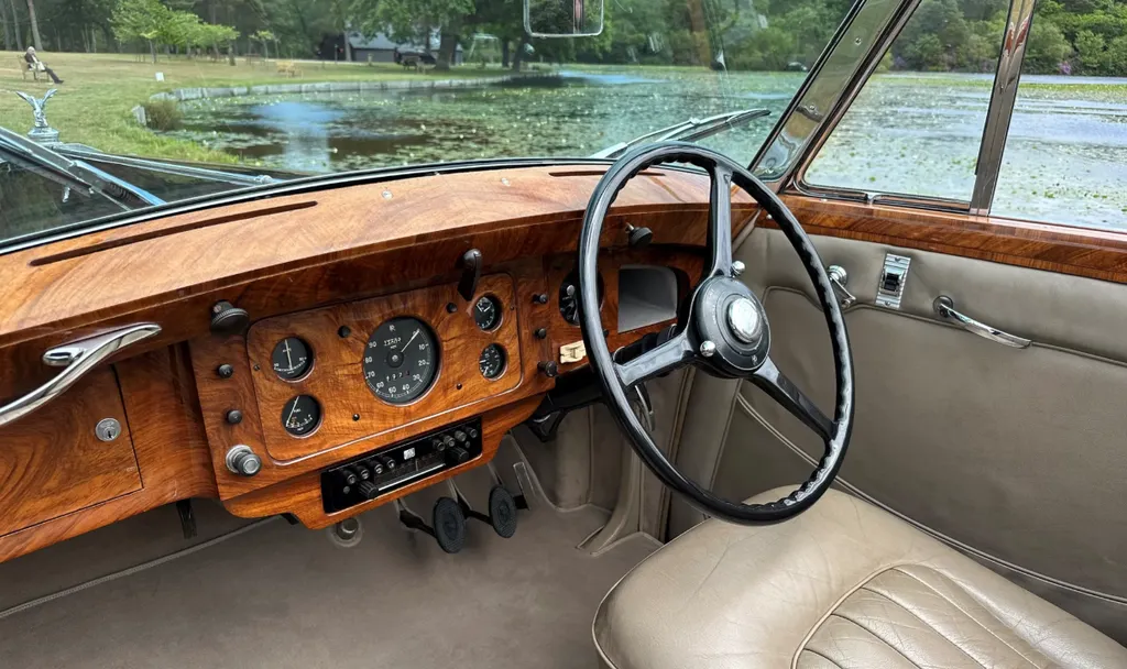 Rolls royce silver wraith ckodowcvbremtnhtkkl4f