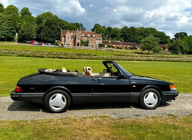 Saab 900 gmkga6uhiy jkbbdiu8l4