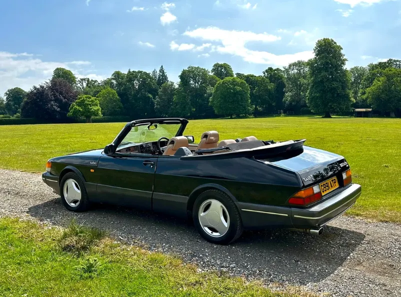 Saab 900 szsi5kb9wpkmy41a0bsng