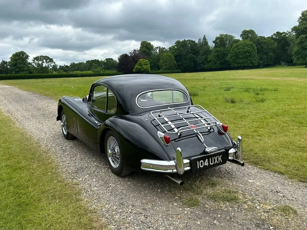 Jaguar xk140 av8intkxpq 6sjjcq nqn