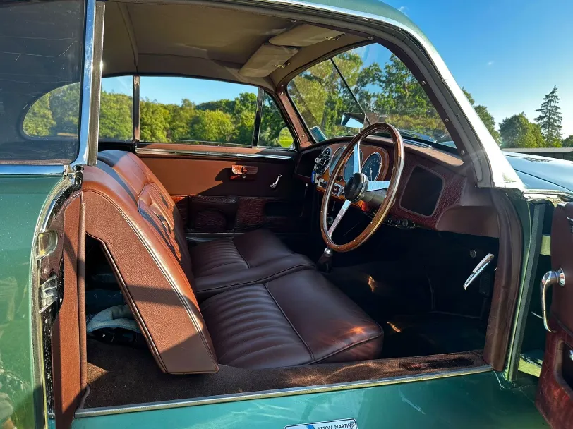 Aston martin db2 wxjnvu4g99svgolzhkql6