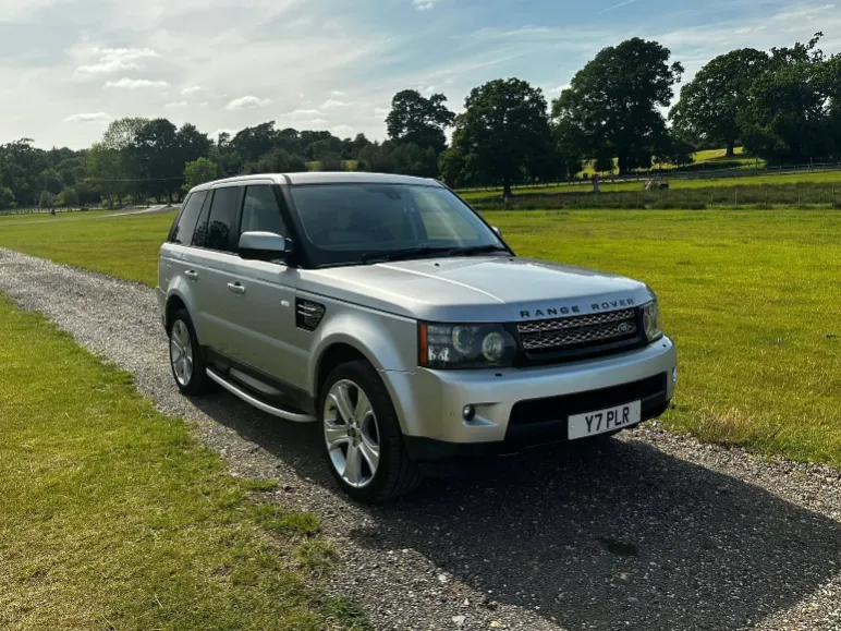 Land rover range rover sport o2qzqexwclrkmev4cvajx