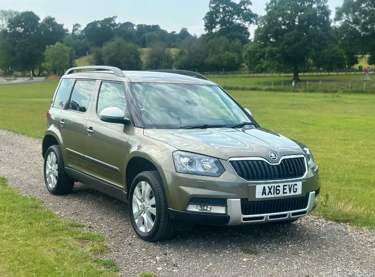 Skoda yeti outdoor mj8xq2xs1bakwiiswpzdd