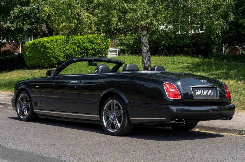 Bentley azure vpiujtyfeeuvf9b6lx35i