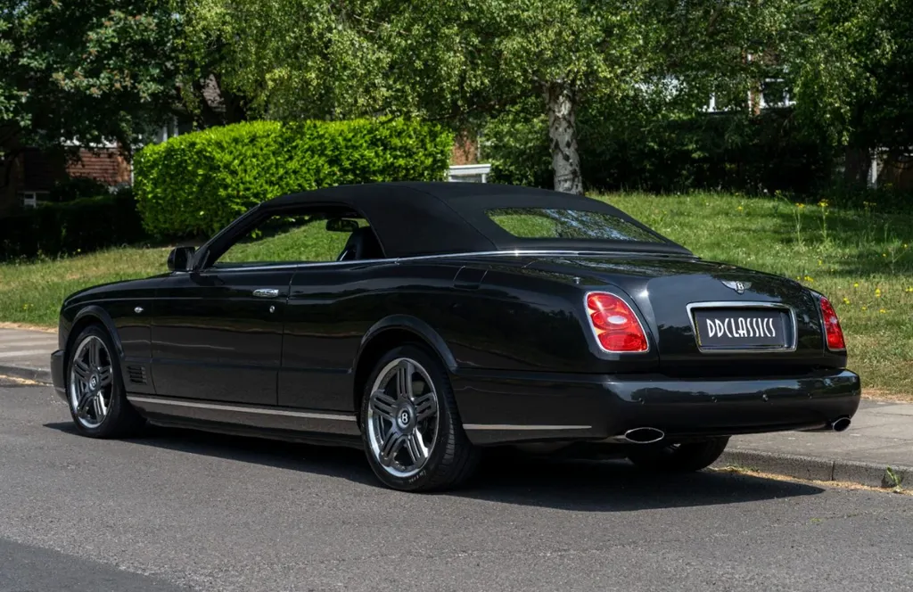 Bentley azure yuu1sef0diqytnrg6up8u
