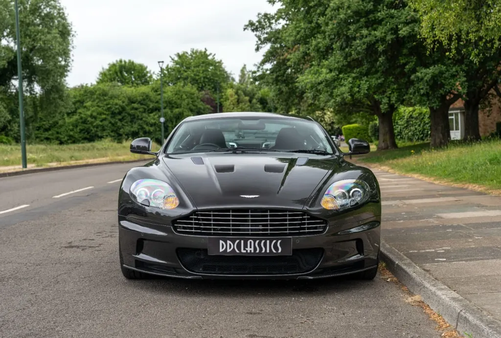 Aston martin dbs ig2b7r58dgp62oh0n2zrc
