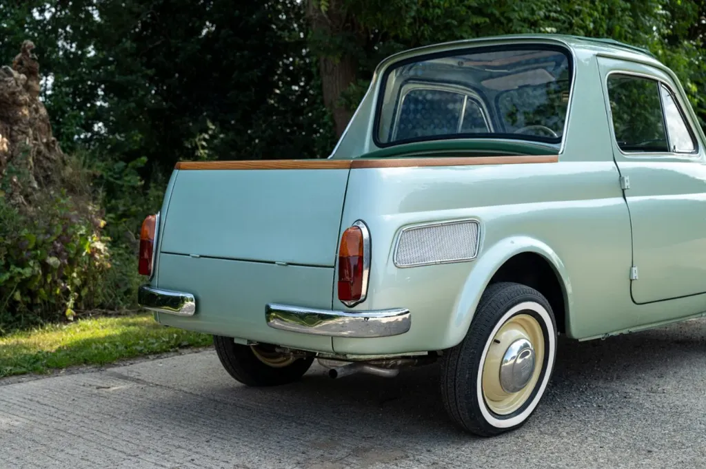 Fiat 500 c65aik9m6rwnihzw8t56q