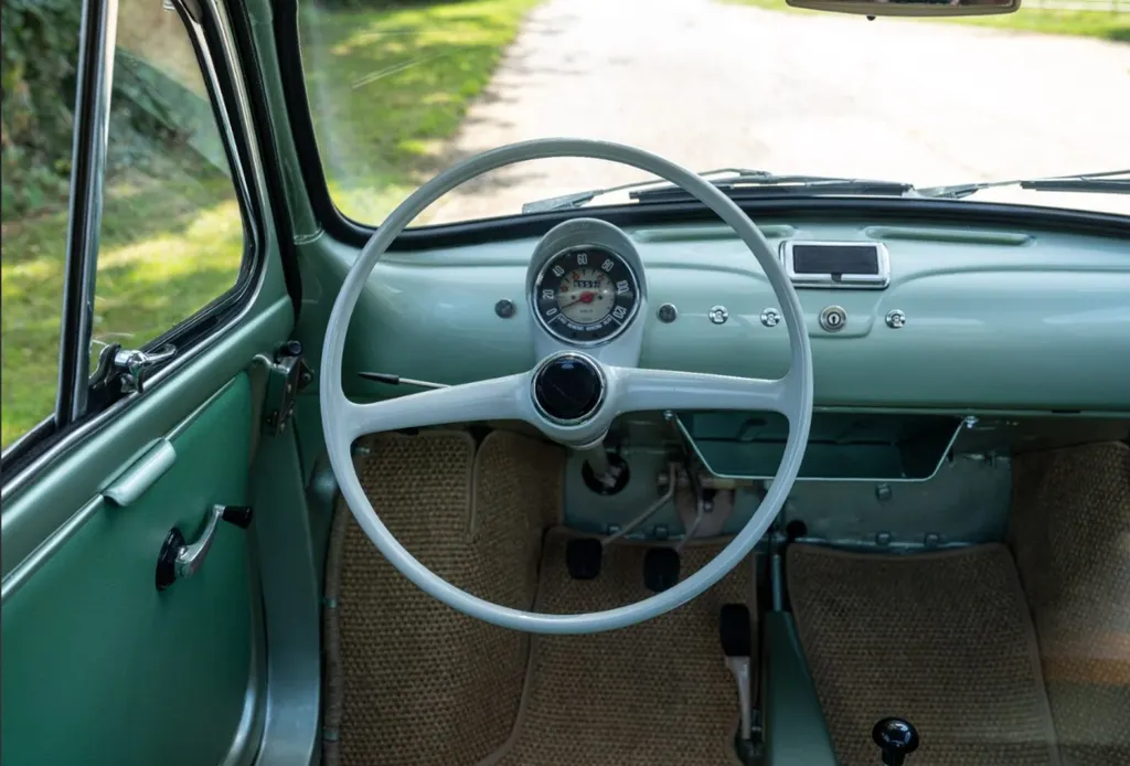Fiat 500 folh7qk3dq0bqb5zrw32o