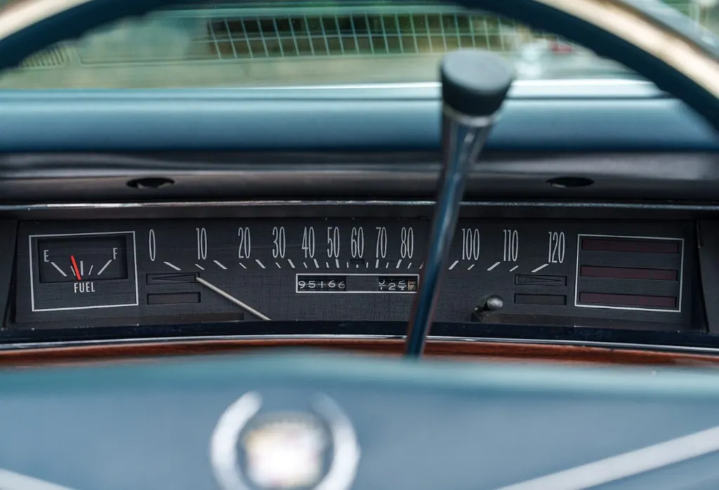 Cadillac eldorado fleetwood qf0qvxil1nrhvcqdc f2z