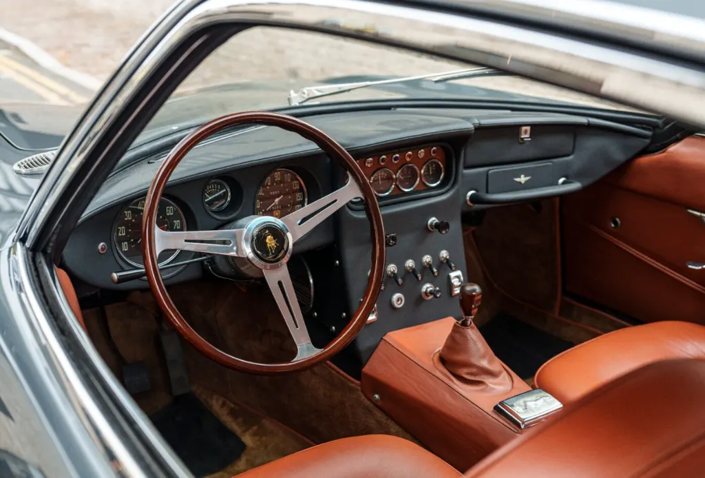 Lamborghini 400 gt 51xxcrqnkavuldtnxxpy7