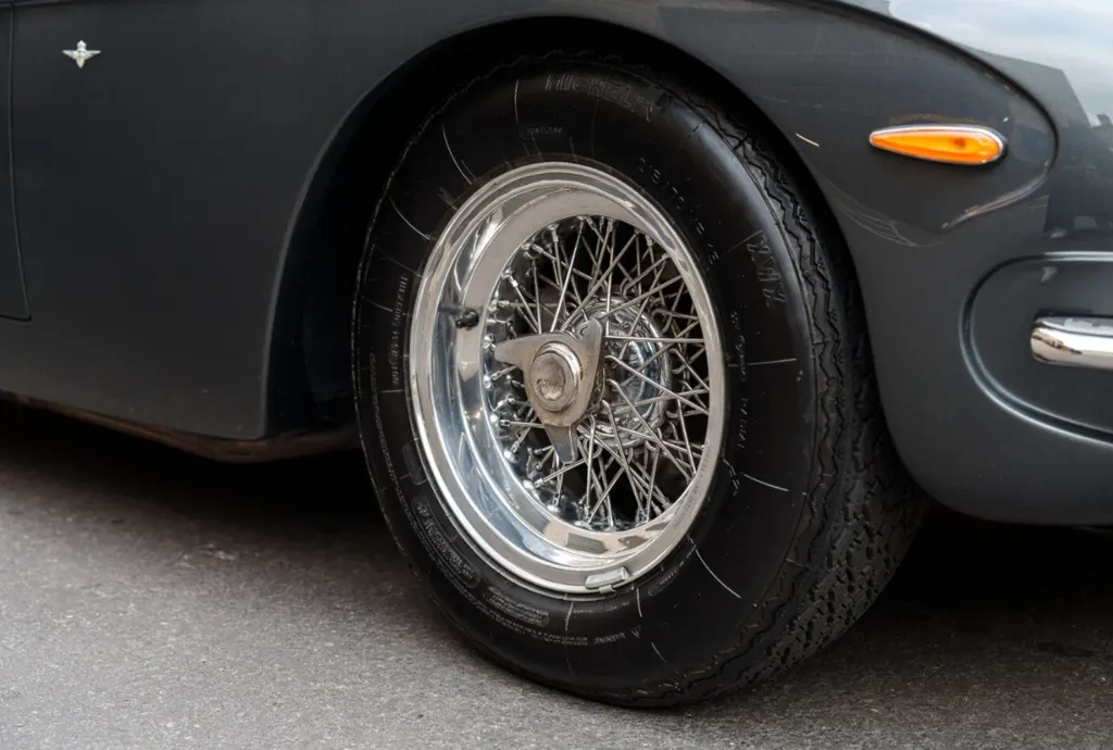Lamborghini 400 gt eim6ovzdycvuwrsaabi6t