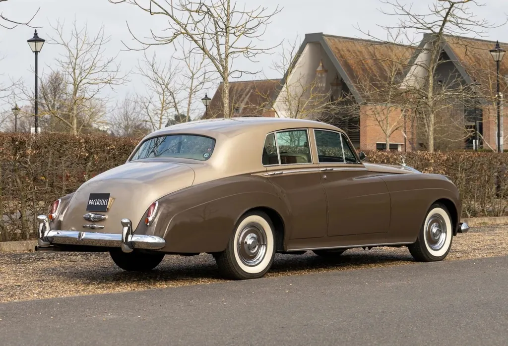 Rolls royce silver cloud m ci4zhmm7ntib8ao50ai