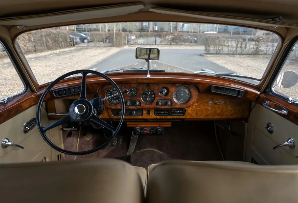 Rolls royce silver cloud m2azkdze jzpp xdm032i