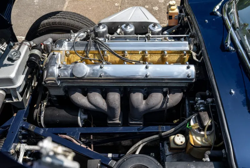 Jaguar e type  yypv cwlhwv6ld0chxupq