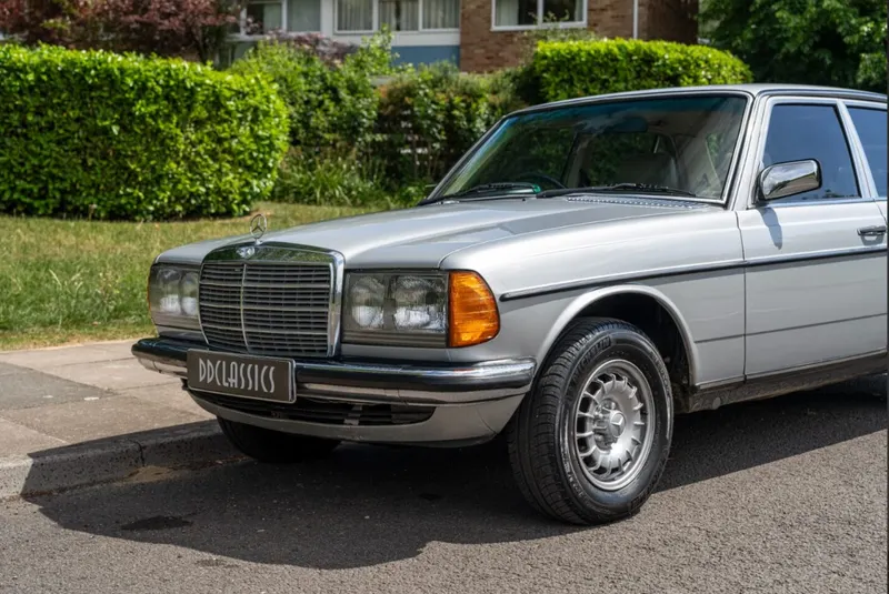 Mercedes benz e class gbppkt2ny0ieadt8c4izc