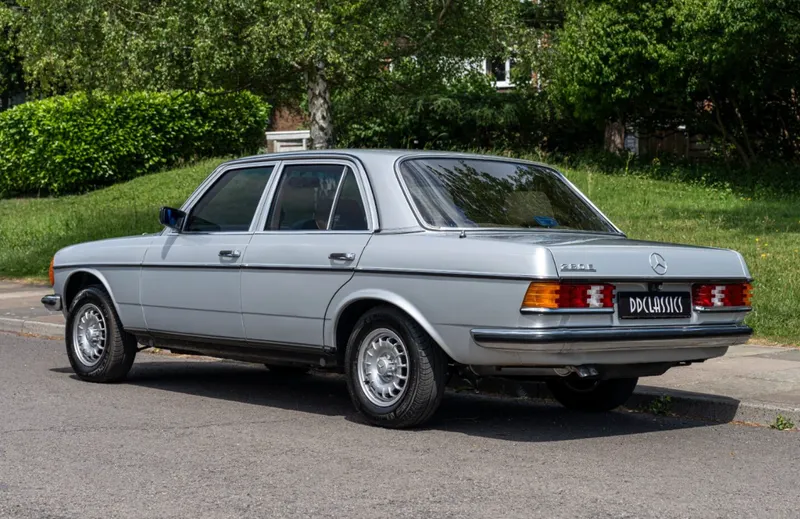 Mercedes benz e class qdbyke4xfv4mmh00m0ohk