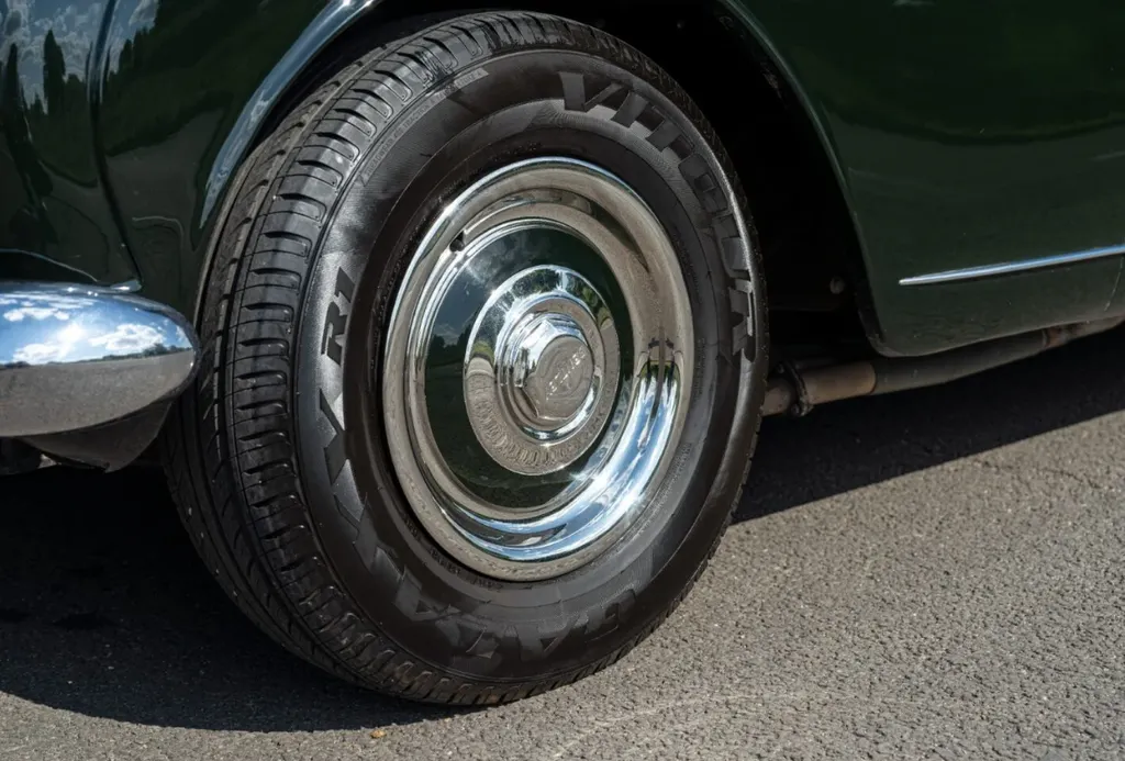 Bentley s2 kb8rnkkamac9f2yjdzk3p