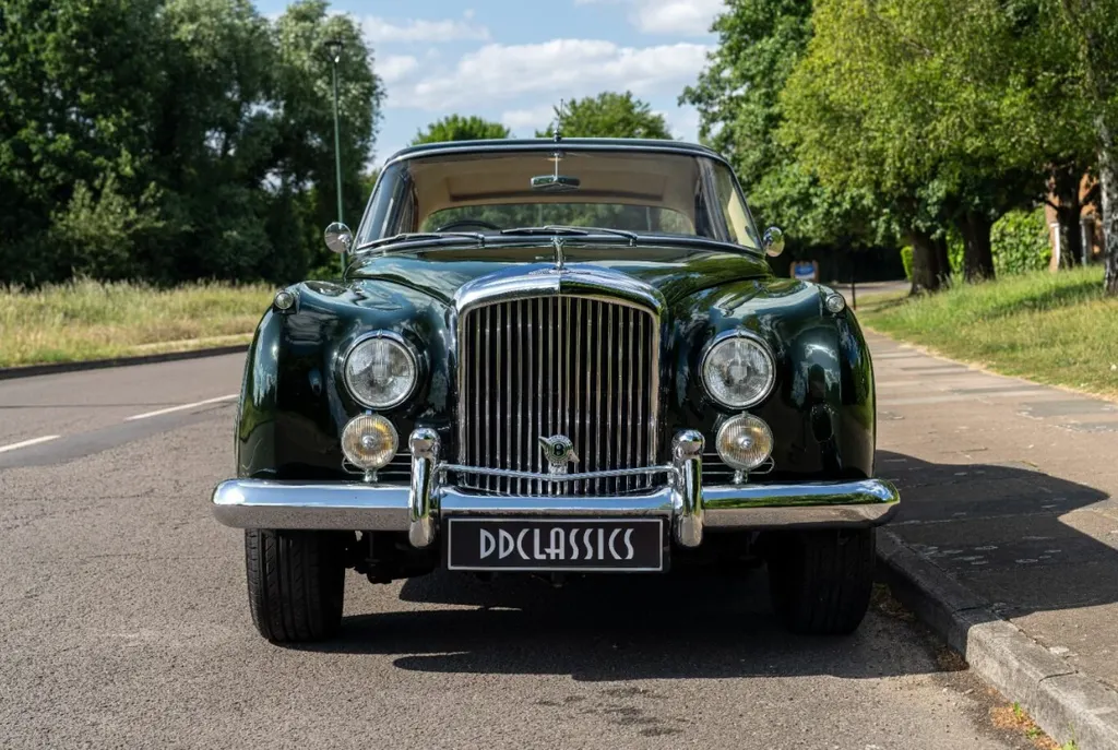 Bentley s2 rnhblajgb7tfedlkwnr9t