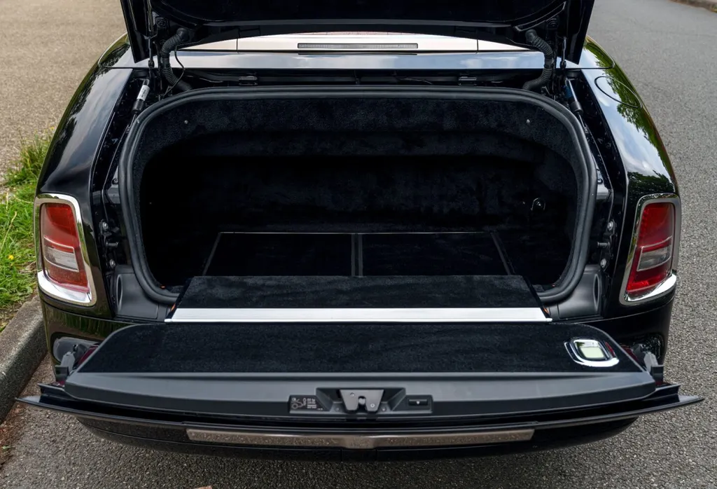 Rolls royce phantom 3qkvk4fkhqltf3ptzxucy