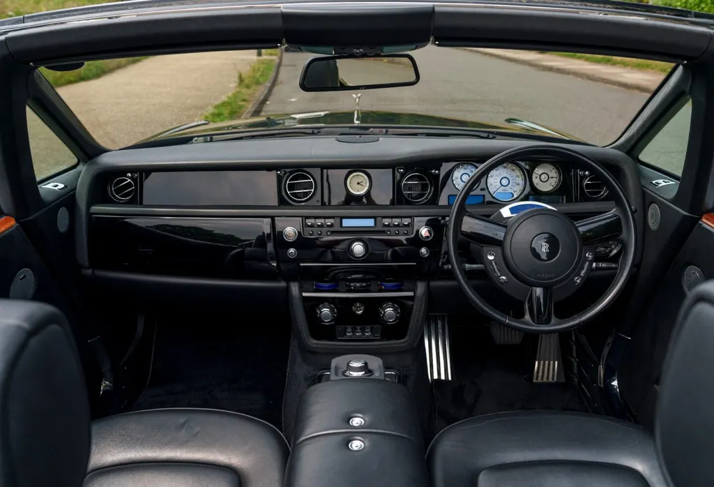 Rolls royce phantom 9hj73gzbczmo4axbougsr