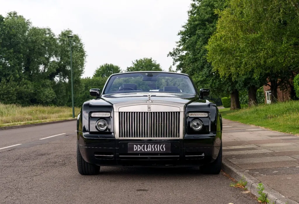 Rolls royce phantom kt71yxjxjuun968tudlcd