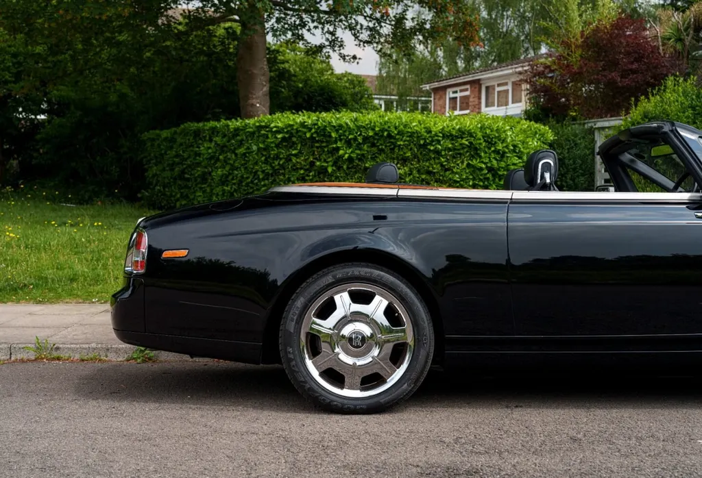 Rolls royce phantom is4l6 nwaoerixv8phcpb