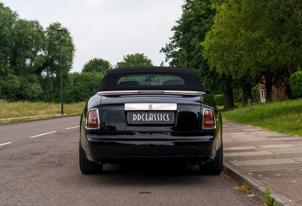 Rolls royce phantom r34zlli5b0hton6qnnoen
