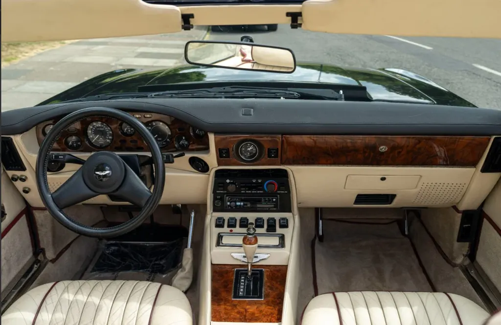 Aston martin vantage  cigpaeq tejbvbzyfnvhk