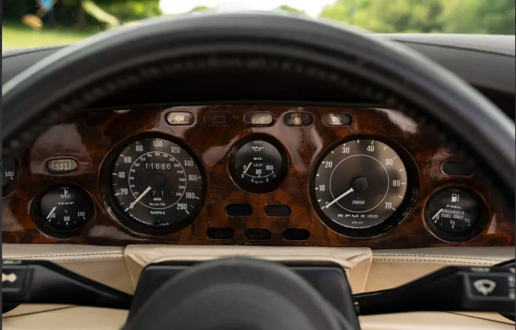 Aston martin vantage  h6tmxmcwywzqd5q9ltlsh