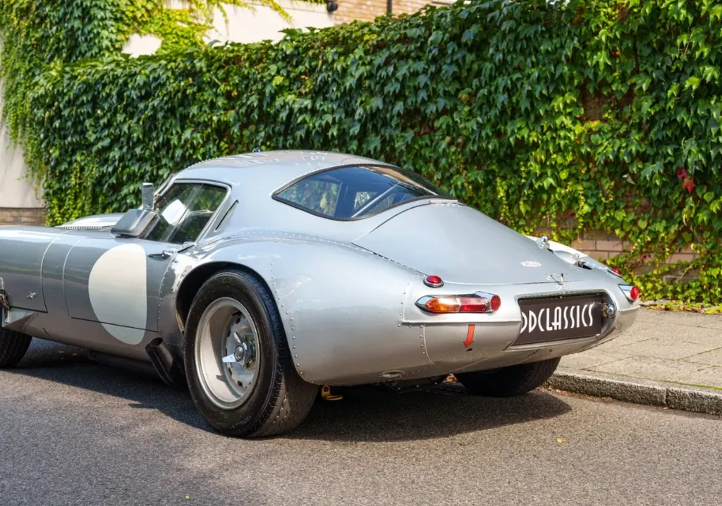 Jaguar e type lindner nocker gnoawrda2blb0n9zi1boo