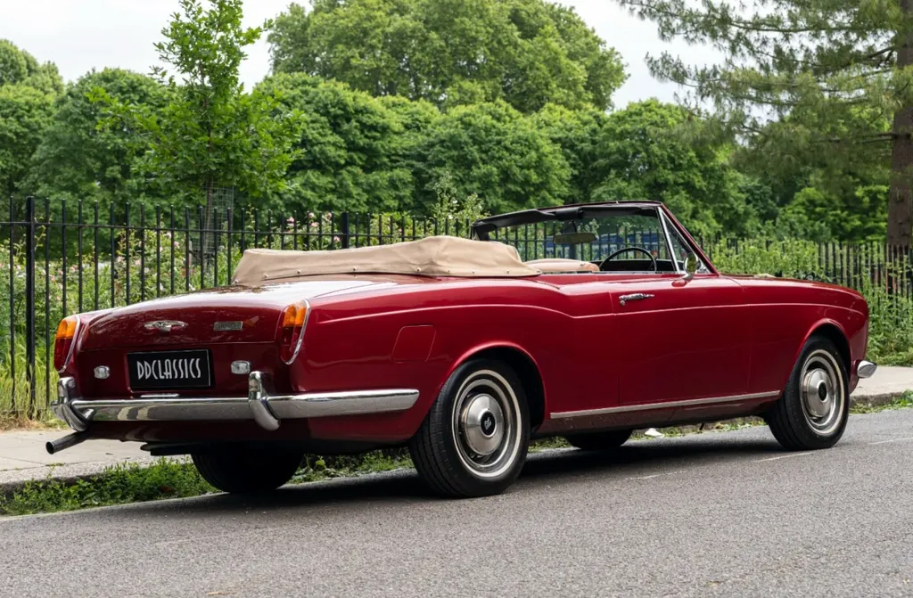 Rolls royce  corniche 1wk6t uim1q6y3rzms64x