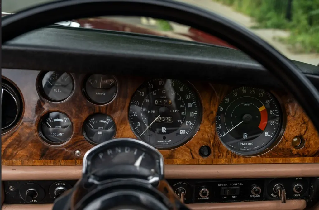 Rolls royce  corniche a1bttrptscuvkd99dvxcp