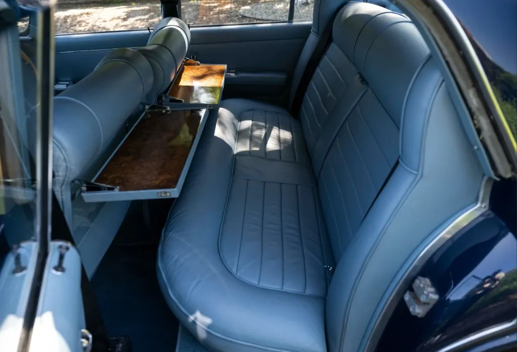 Aston martin lagonda epjagjvrt87thsqh agee