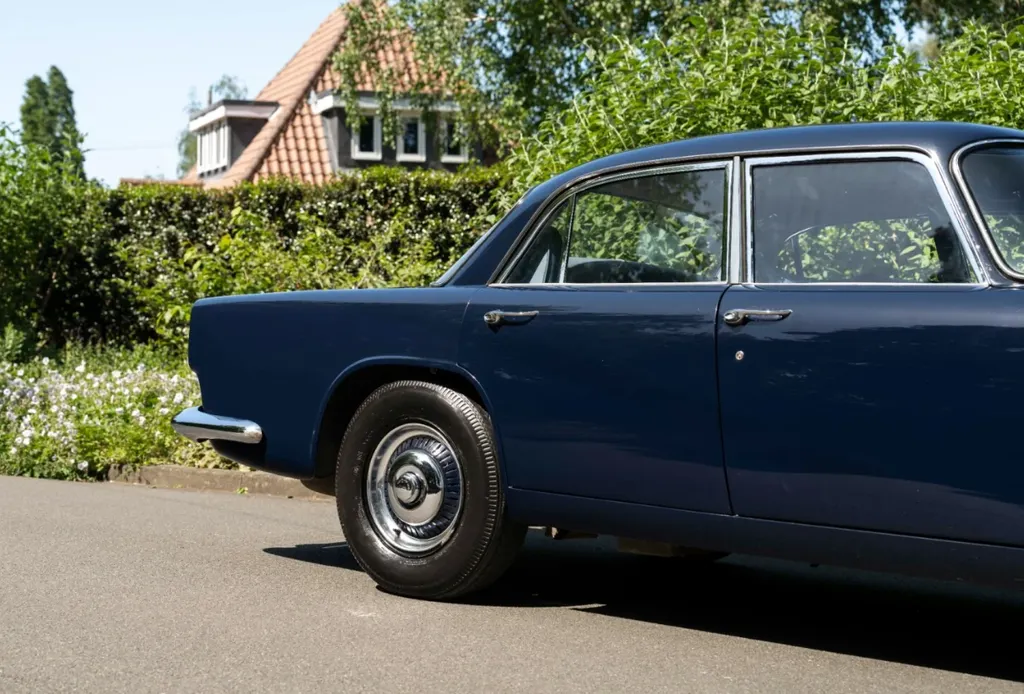 Aston martin lagonda x5hxdzruhme3bwgojh7et