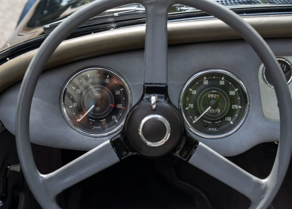 Daimler sp250 dart cm gnytwrc1k alvzp tz