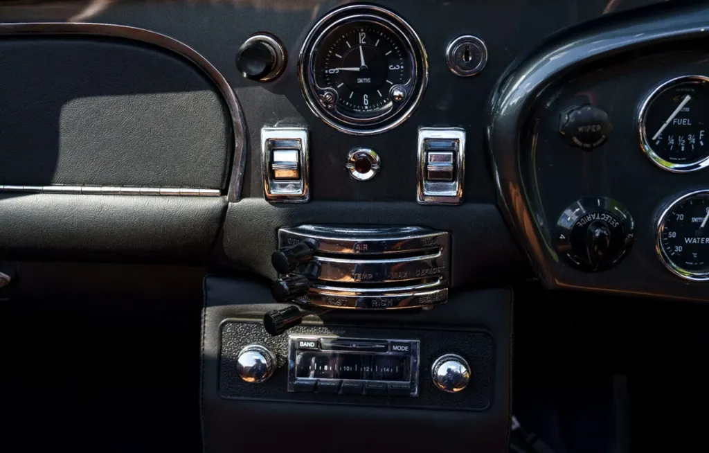 Aston martin db mark 2 volante wfxslvgt0kkcgrtxhhapy