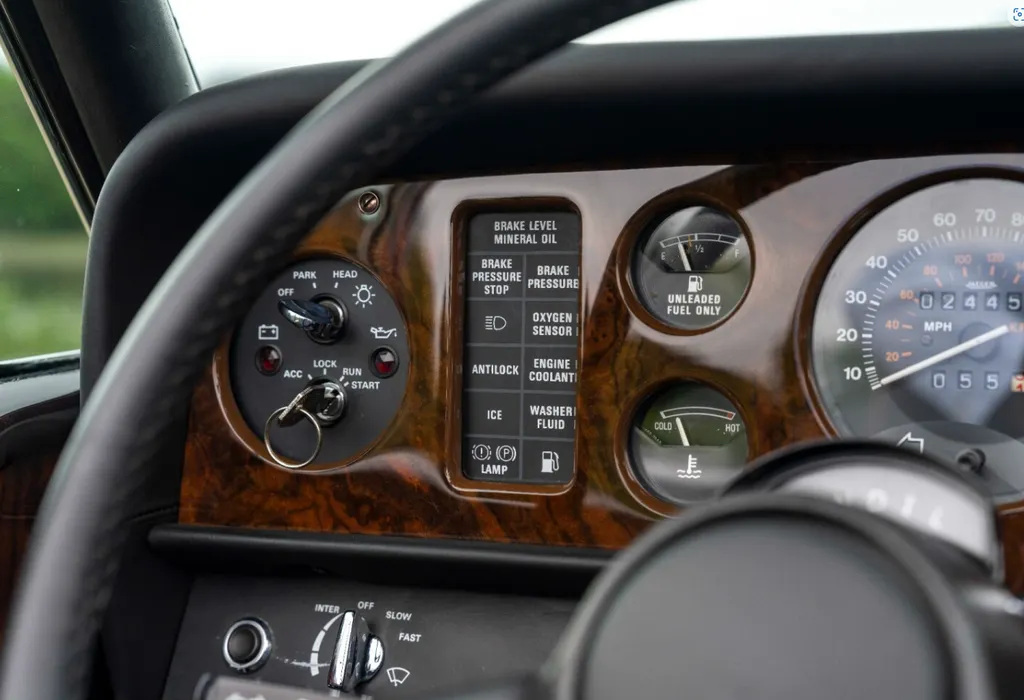 Rolls royce  corniche 2 vqqt4 aa8f7fxbe6 pzih