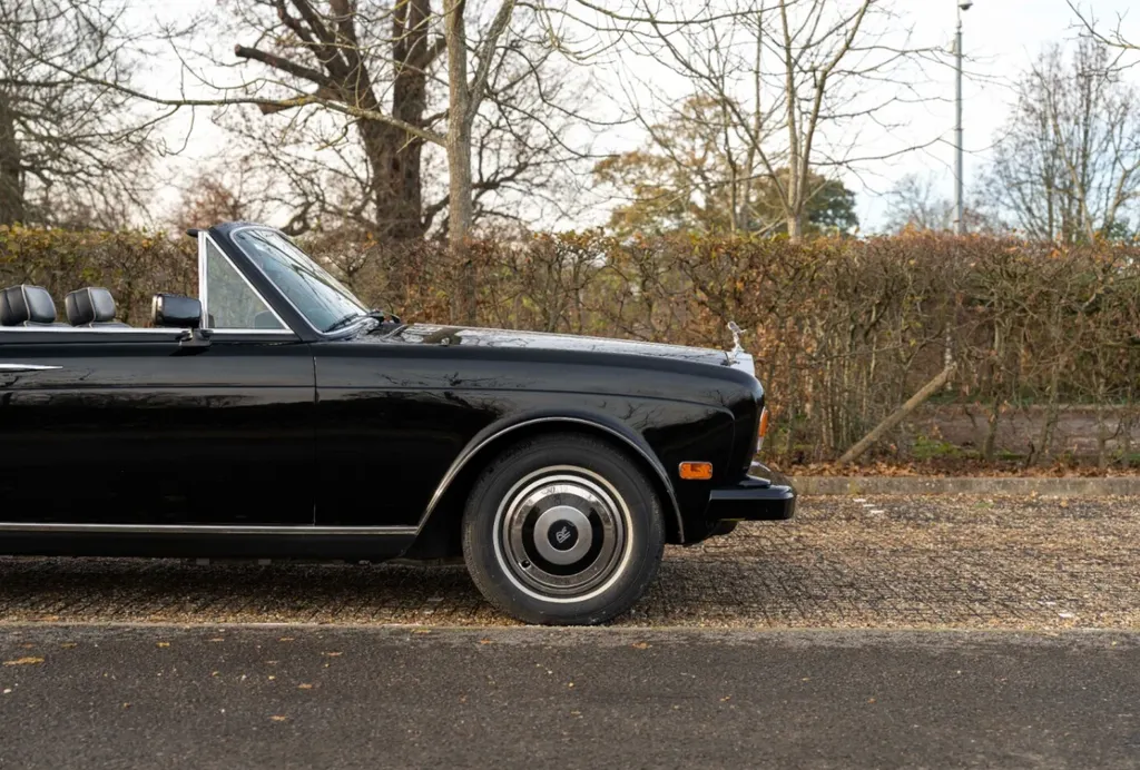 Rolls royce  corniche 2 veuh9zi0sjexp7bfoa52y