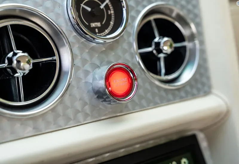 Jensen interceptor oan1iup5vtsyold21novt