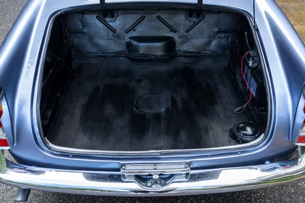 Alfa romeo 2000 byh2r asg71ogzi0u6acx