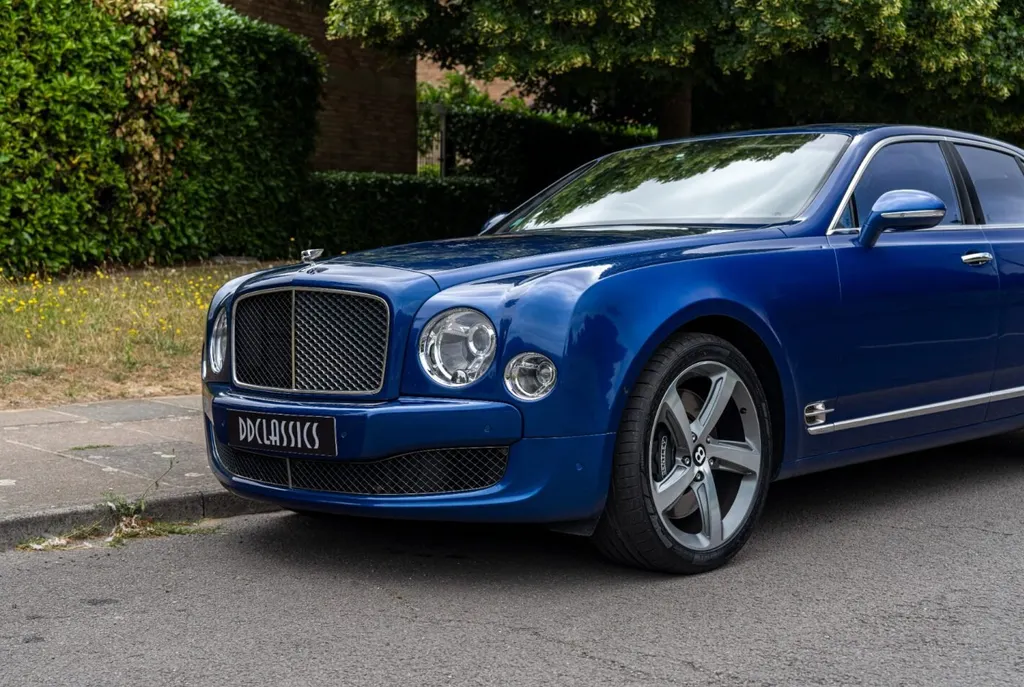 Bentley mulsanne  aq3z6peybxgjwr5giph p