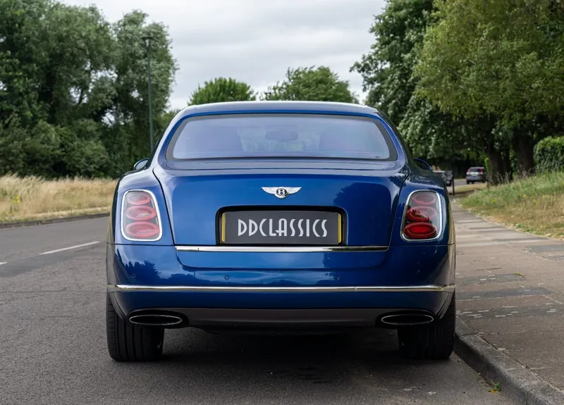 Bentley mulsanne  p8lhg0whmknxm9lhyirmx