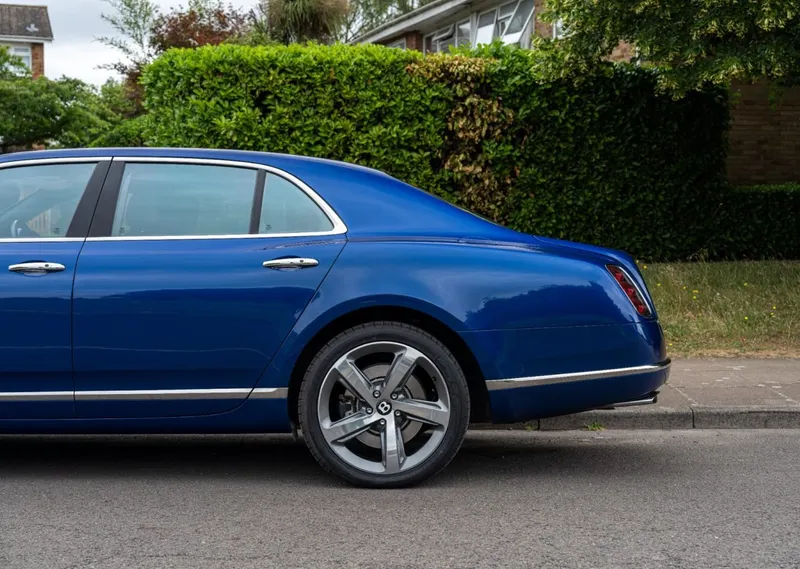 Bentley mulsanne  jnw8zqye0i67xqekosp5h