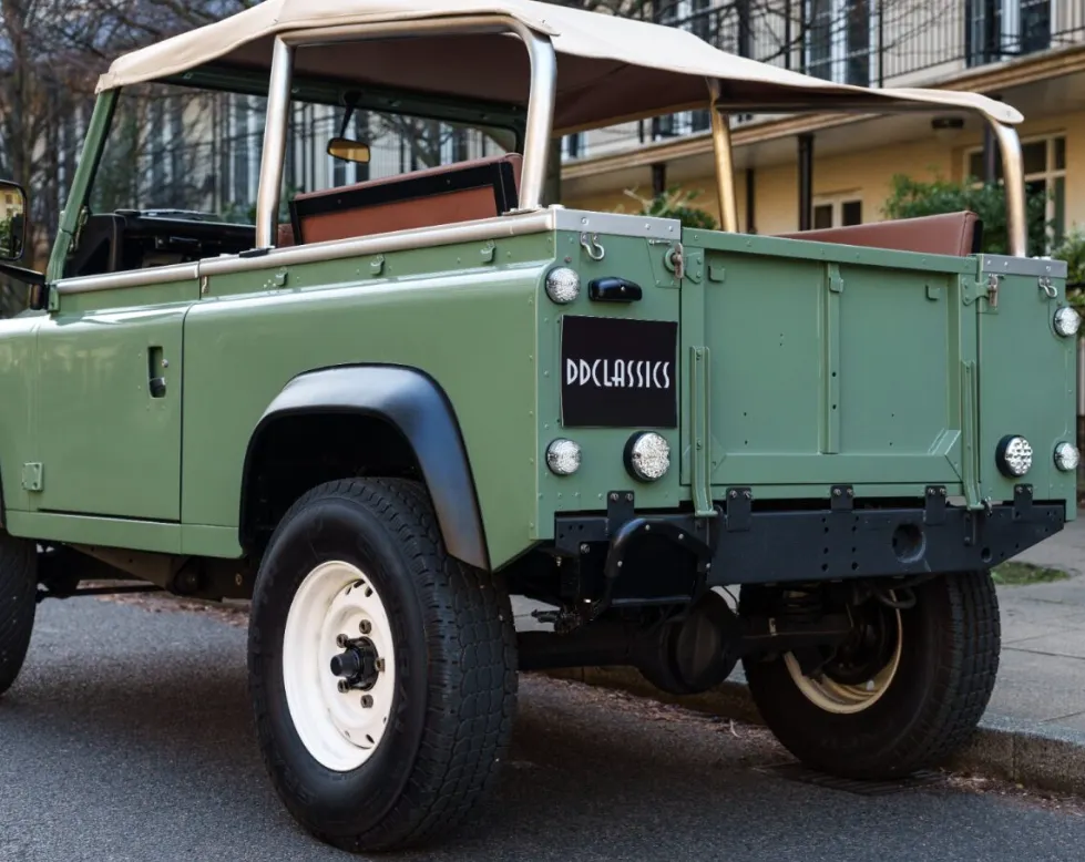 Land rover defender 90 0swhd9ql6ad4ym6zjft0n