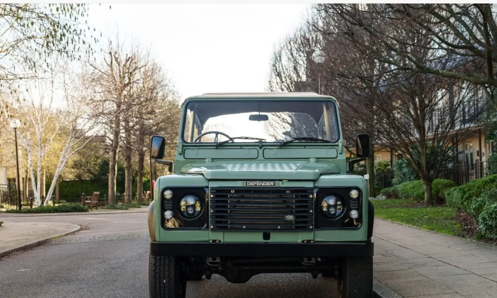 Land rover defender 90 sus2vvyrhfk9pjt fvwne