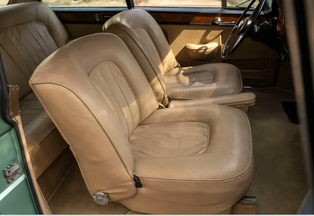 Rolls royce silver coud gcdeucvca3sthmc2vmmyo
