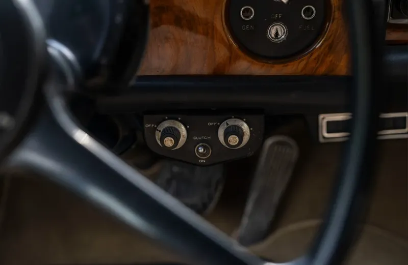 Rolls royce silver coud v3qsygl2yg3tpyjwiik v