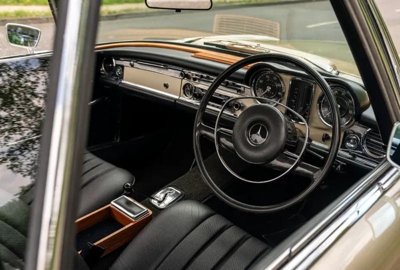 Mercedes benz 250sl v7z0k0htv7dlzzptkc2hz