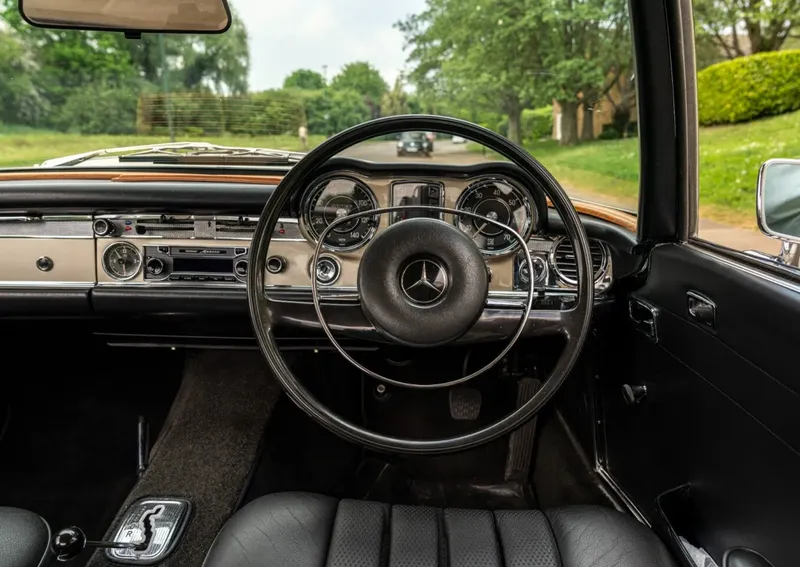 Mercedes benz 250sl wb39v7jw4ngfg takfv4n