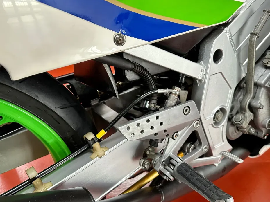 Kawasaki kr 1 pugmib jsssn9ds9jqc n